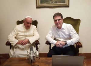 Papst Franziskus mit Marcelo Figueroa
