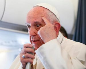 Papst Franziskus beim Rückflug von Fatima als er über Medjugorje sprach