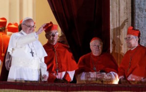 Wichtige Papstmacher am 13. März 2013 auf der Loggia des Petersdoms (Danneels rechts hinten)