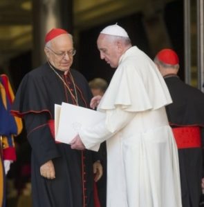 Kardinal Baldisseri mit Papst Franziskus