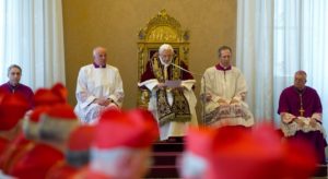 Benedikt XVI. gibt seinen Amtsverzicht bekannt