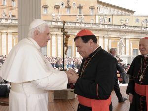 Kardinal Rivera mit Papst Benedikt XVI.