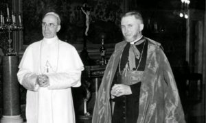 Erzbischof Lefebvre mit Pius XII