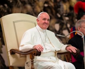 Papst Franziskus sichtlich zufrieden bei UISG-Audienz 2016