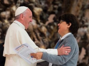 Frauendiakonat Papst Franziskus mit der Chefin des Dachverbandes der Ordensoberinnen