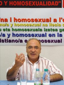 Tamayo widerspricht der katholischen Morallehre und fordert die Anerkennung der Homosexualität