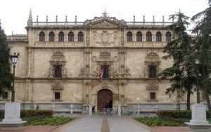 Ignatius studierte unter anderem an der Universität von Alcalá de Henares