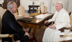 Papst Franziskus mit Suprem Knight Anderson