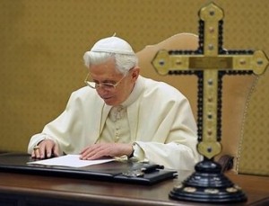 Benedikt XVI.: Kaum bekannter, topaktueller Text von Joseph Kardinal Ratzinger zum Thema Seelsorge für wiederverheiratet Geschiedene