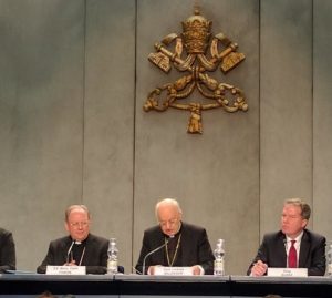 Kardinal Baldisseri stellte das Arbeitspapier zur Jugendsynode vor