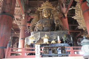 Buddha in japanischem Tempel