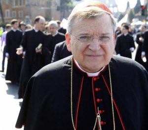 Kardinal Burke, einer der vier Unterzeichner der Dubia (Zweifel), wurde 2014 von Papst Franziskus aus dem Vatikan verbannt.