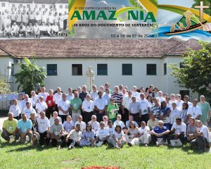 Gruppenfoto der Teilnehmer des 10. Treffens der Bischöfe von Amazonien