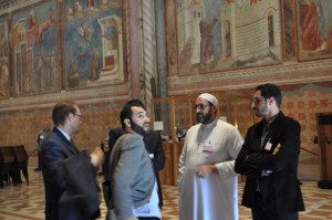 Islamische Delegation in der Basilika des Heiligen Franz von Assisi