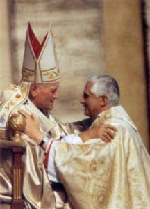 Johannes Paul II. und Joseph Kardinal Ratzinger: Veritatis splendor und Dominus Iesus als Schlüsseldokumente eines Pontifikats von größter Aktualität