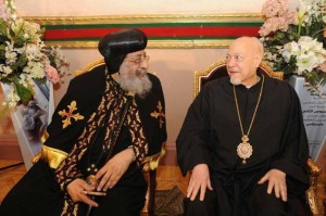 Koptische Patriarchen: der koptisch-orthodoxe Patriarch Tawadros II. (links) mit dem koptisch-katholischen Patriarchen Antonios Naguib 