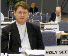 Msgr. Luca Lorusso, entlassener Vatikan-Diplomat ohne Anschuldigung und Verurteilung