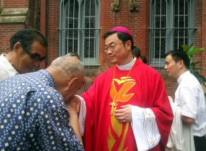 Msgr. Ma Daqin von Rom eingsetzter Bischofs-Koadjutor von Shanghai von Peking abgesetzt