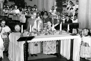 Paul VI. zelebrierte am 7. März 1965 die erste Heilige Messe (teilweise) in der Volkssprache
