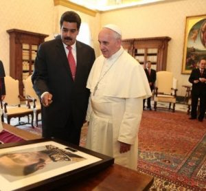 Papst Franziskus mit Venezuelas Präsident Nicolas Maduro