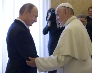 Papst Franziskus mit Putin
