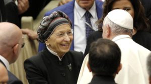 Papst Franziskus mit der Kirchengegnerin und Abtreibungsideologin Emma Bonino
