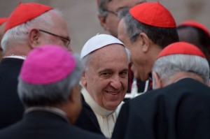 Das Klima von Papst Franziskus, "Vize-Papst" Maradiaga gegen Glaubenspräfekt Müller und amerikanische Irritationen