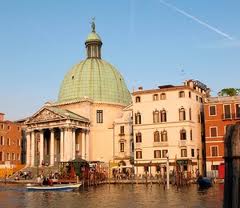 San Simeone Piccolo am Canal Grande in Venedig Meßort im tridentinischen Ritus Petrusbruderschaft