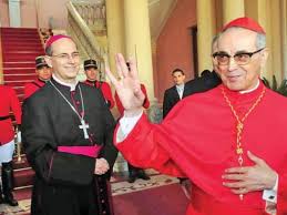 Visitator Kardinal Abril und Assistent in Ciudad del Este