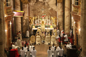 Pontifikalamt von Kardinal Burke, Wien, Karlskirche, 4.11.2014