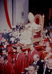 Zweites Vatikanisches Konzil Johannes XXIII: Fragen zum Konzil müssen beantwortet werden, weil es nicht zwei Kirchen geben kann