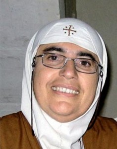 Mutter Agnes Mariam vom Kreuz, Priorin des melkitisch-katholischen Klosters St. Jakob in Syrien kritisiert Westen für Unterstützung der Islamisten in Syrien, die einen islamischen Staat mit der Scharia aufbauen wollen