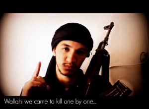 Anas Al Aboubi mit Kampfnamen Anas Al Italy veröffentlichte eine Videobotschaft für den Dschihad und gegen den Westen, dessen "System" er vernichten will.