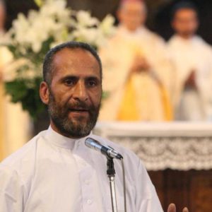 Der Auftritt des Imams während der Heiligen Messe
