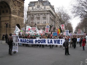 Marsch für das Leben in Paris. Am 19. Januar werden auch drei Bischöfe gegen Abtreibung auf die Straße gehen